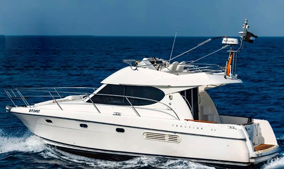 Jeannea Prestige 32ft | AED600/Hour